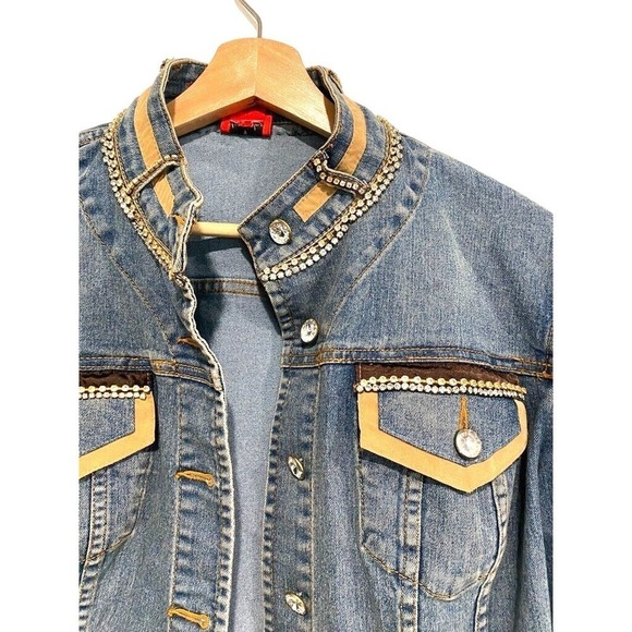 Very Vera - rhinestone embellished denim jacket women's size Medium - Picture 2 of 6
